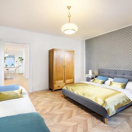 Bonton Apartments Kezmarok Bagian luar foto